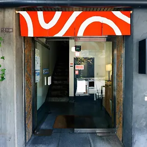 https://fon-su-bedbreakfast.hotels-osaka.net